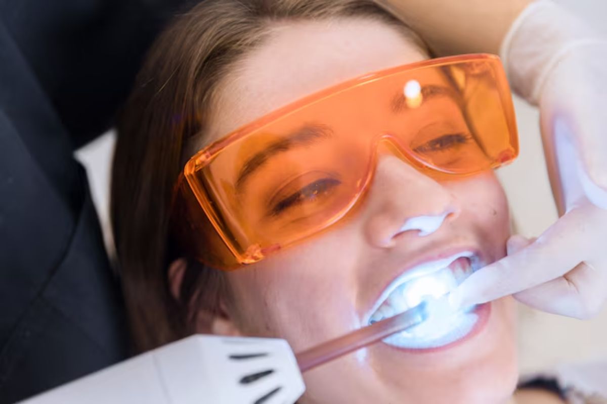 The Role of Diet in Teeth Staining: Foods To Avoid For A Whiter Smile